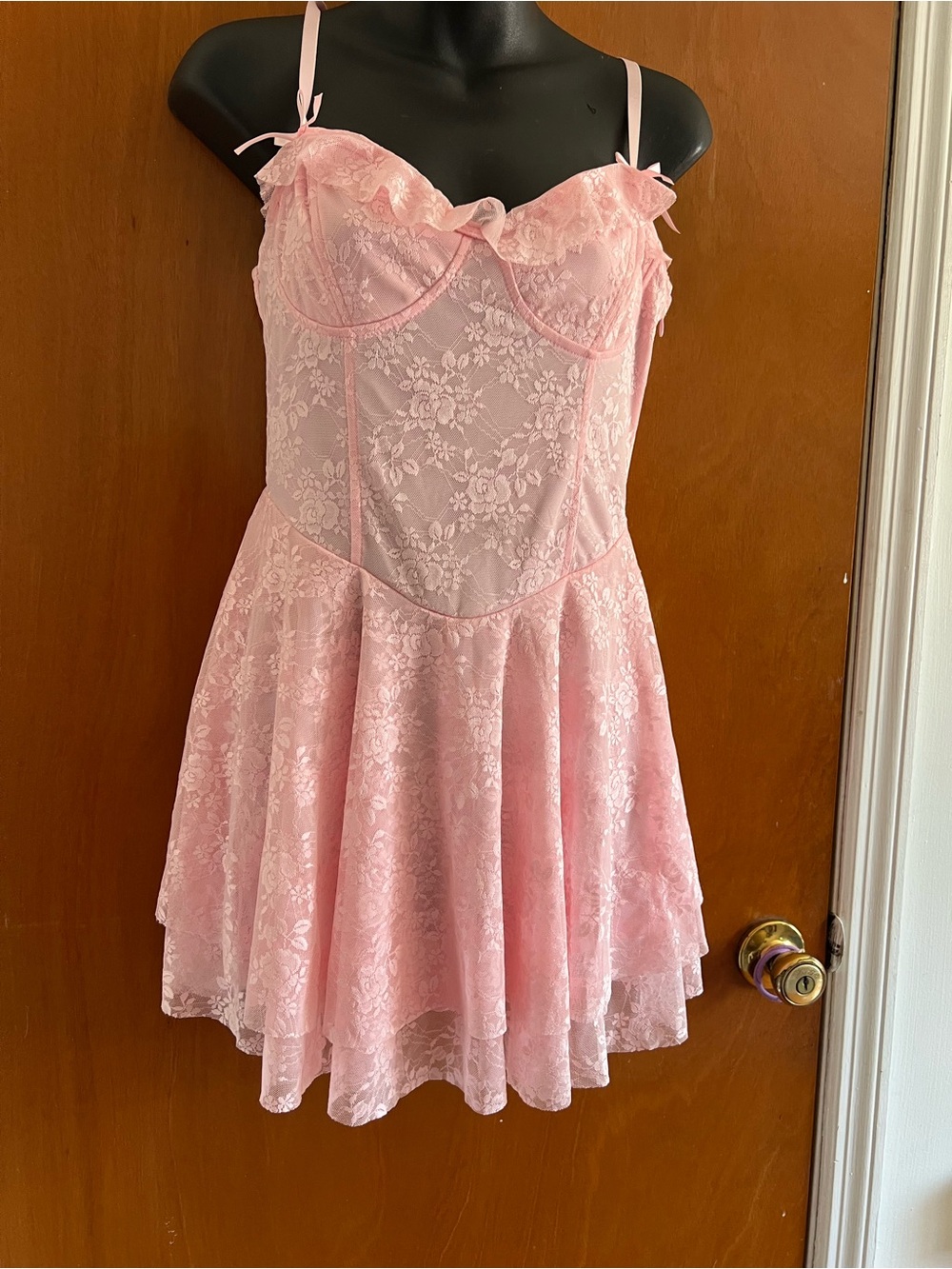 Delicate Pink Lace Mini Dress with Sweetheart Bodice